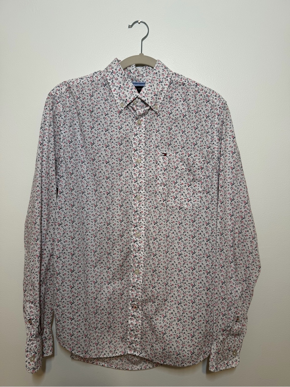 Tommy Hilfiger Long Sleeve button down shirt, coastal Miami, , Size M - Picture 2 of 5